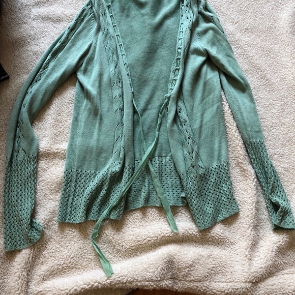 Sweater - Picture 2 of 2